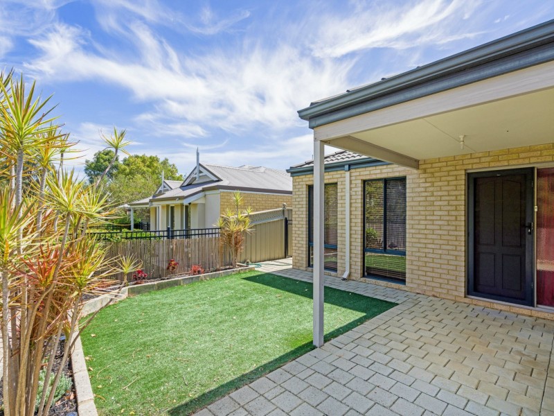 65 Henley Boulevard, Wellard WA 6170