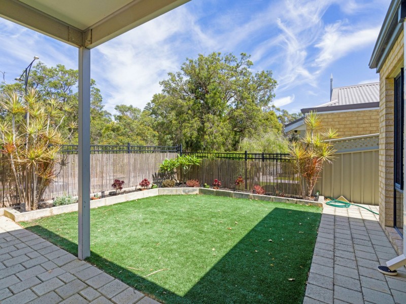 65 Henley Boulevard, Wellard WA 6170