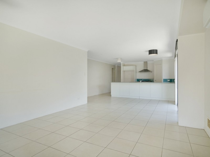 65 Henley Boulevard, Wellard WA 6170