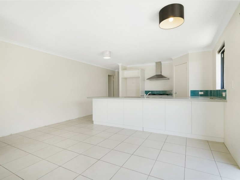 65 Henley Boulevard, Wellard WA 6170