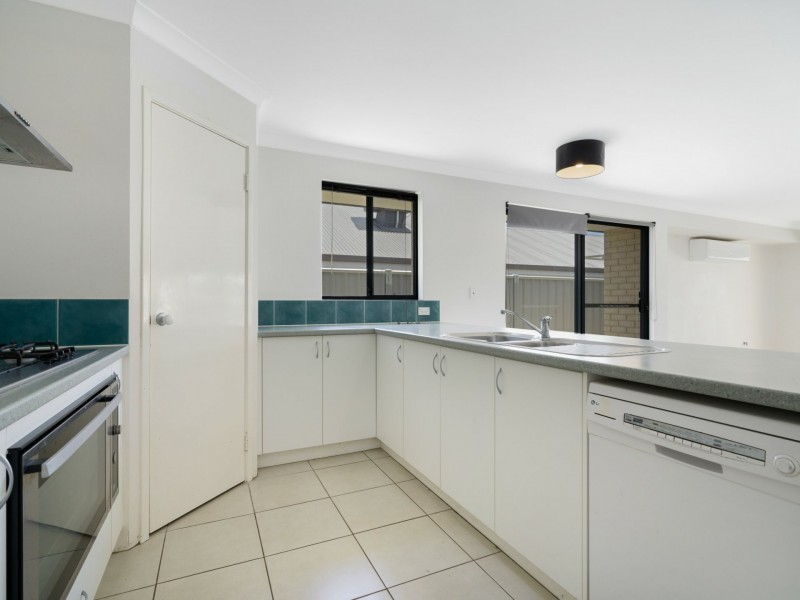65 Henley Boulevard, Wellard WA 6170