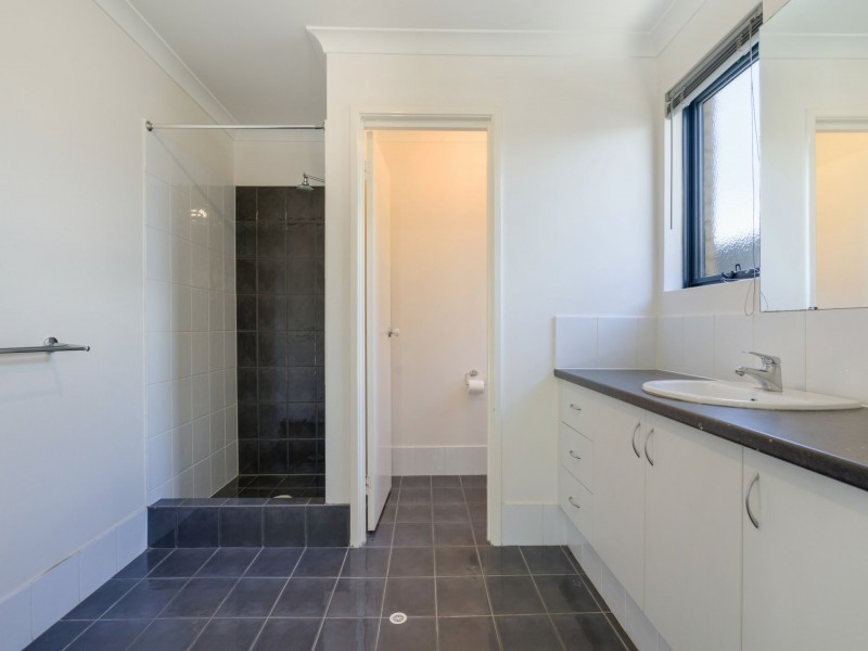 65 Henley Boulevard, Wellard WA 6170