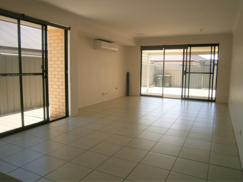 65 Henley Boulevard, Wellard WA 6170