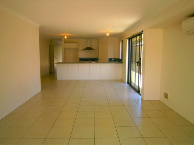 65 Henley Boulevard, Wellard WA 6170