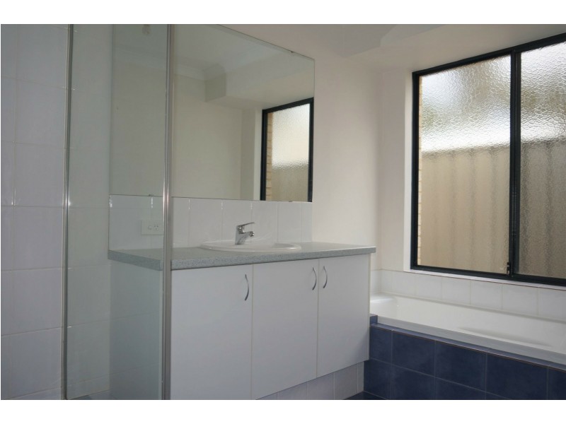 65 Henley Boulevard, Wellard WA 6170