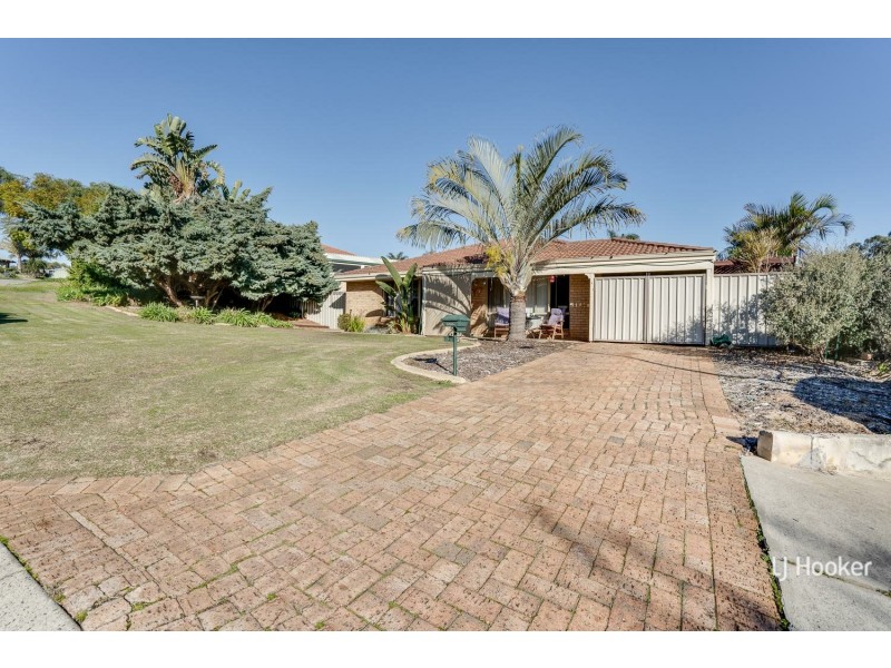 4 Ferris Green, Parmelia WA 6167
