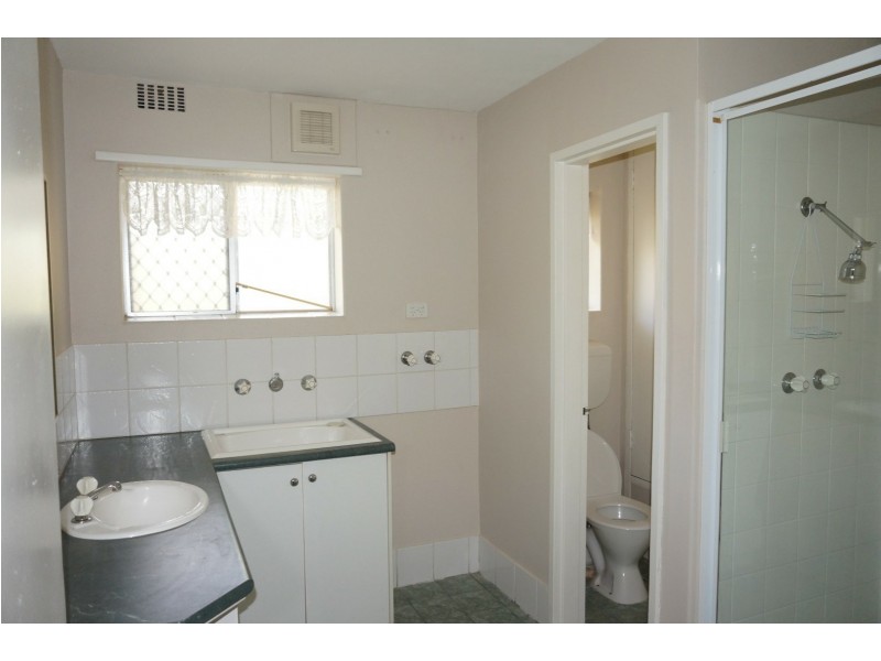 Unit 8/24 Morrit Way, Parmelia WA 6167