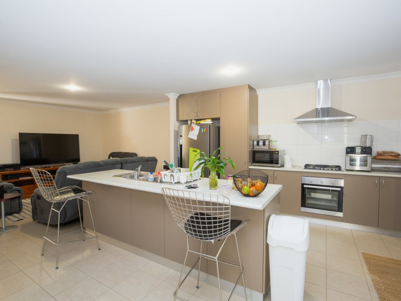 15 Meridian Way, Kwinana Town Centre WA 6167