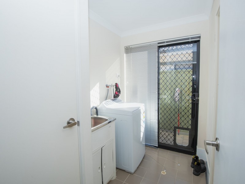 15 Meridian Way, Kwinana Town Centre WA 6167