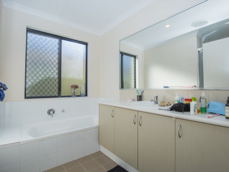 15 Meridian Way, Kwinana Town Centre WA 6167