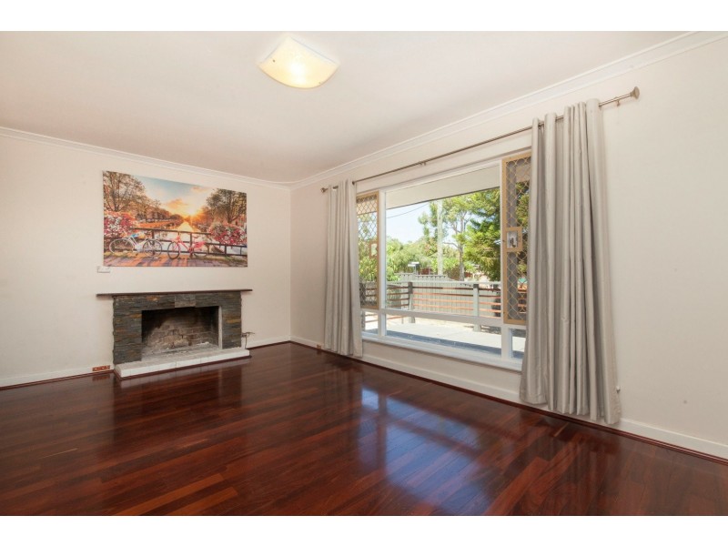 57 Christmas Avenue, Orelia WA 6167