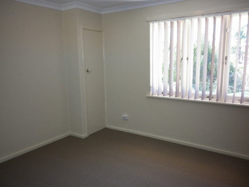 38 Maydwell Way, Calista WA 6167