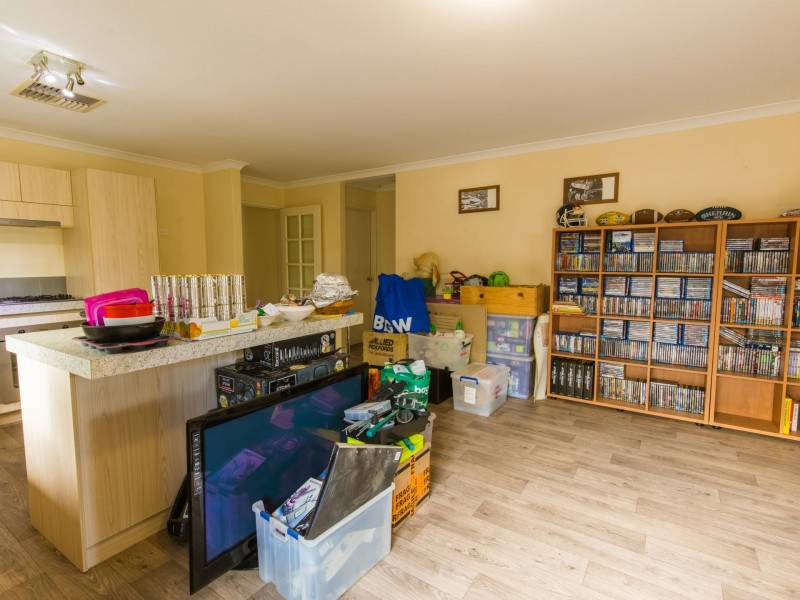 26 Abingdon Crescent, Wellard WA 6170