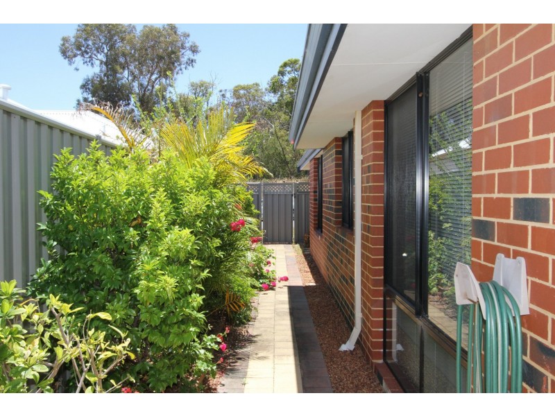 26 Abingdon Crescent, Wellard WA 6170