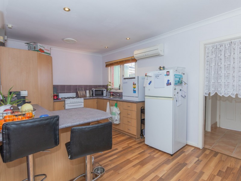 35 Clint Way, Calista WA 6167