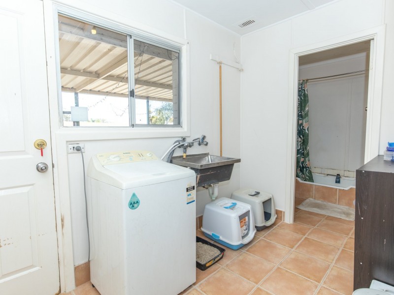 35 Clint Way, Calista WA 6167