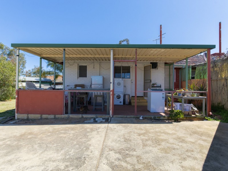 35 Clint Way, Calista WA 6167