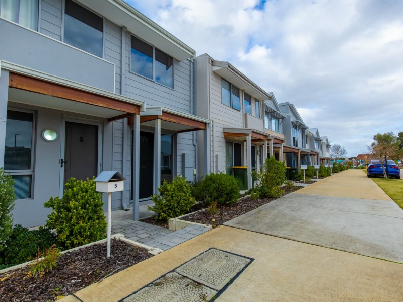 5 Indich Avenue, Medina WA 6167