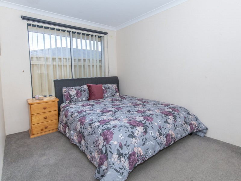 3 Lewes Court, Orelia WA 6167