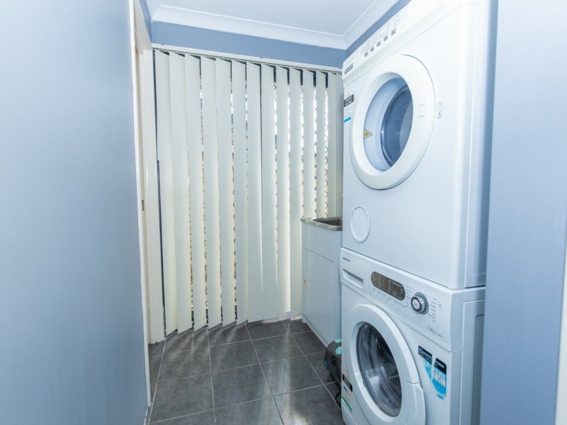 3 Lewes Court, Orelia WA 6167