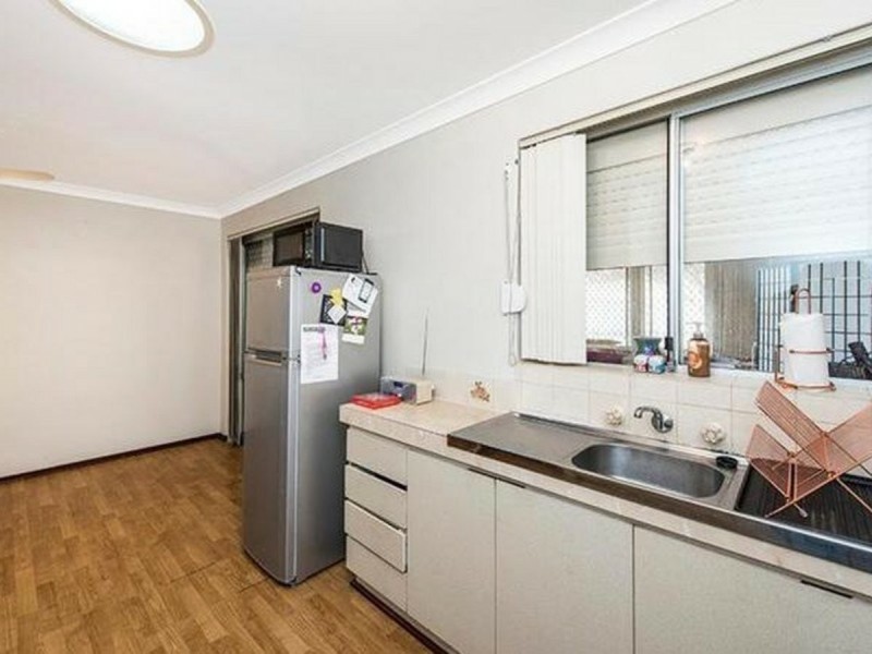 55 Corring Way, Parmelia WA 6167