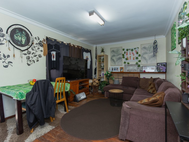 12 Jecks Place, Orelia WA 6167