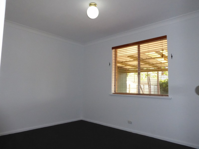 9 Kirkland Way, Parmelia WA 6167