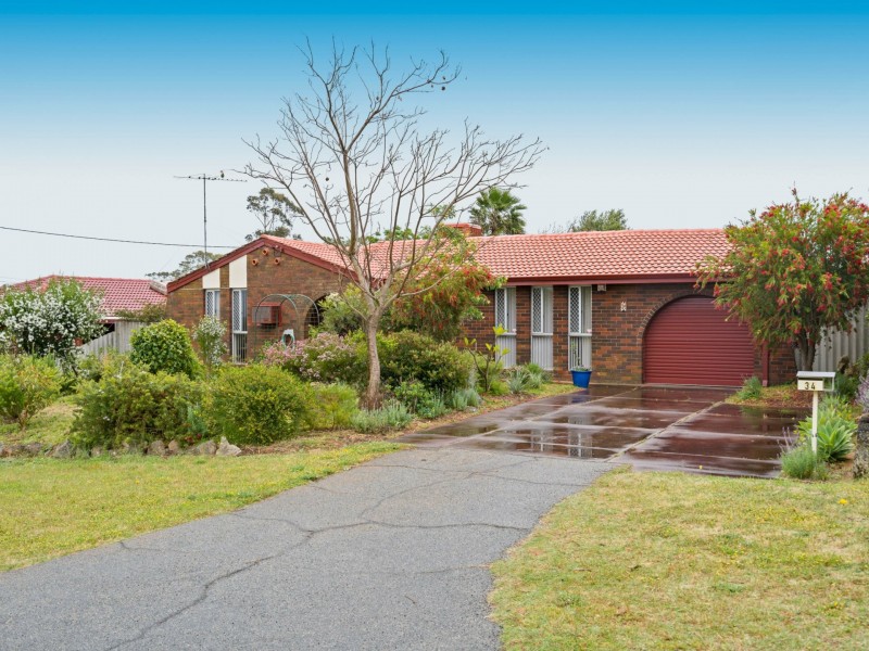 34 Mandfield Way, Parmelia WA 6167