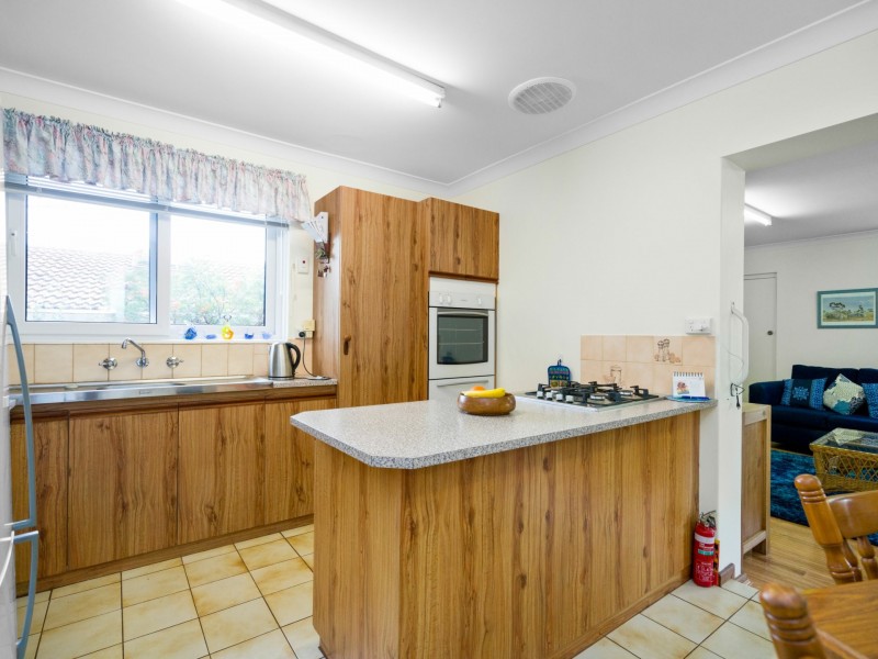 34 Mandfield Way, Parmelia WA 6167