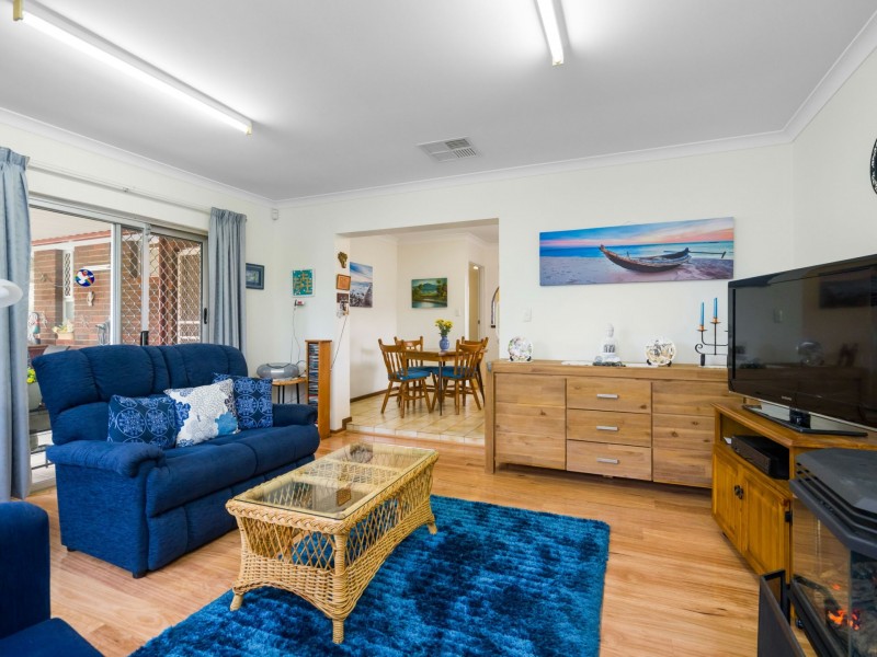 34 Mandfield Way, Parmelia WA 6167