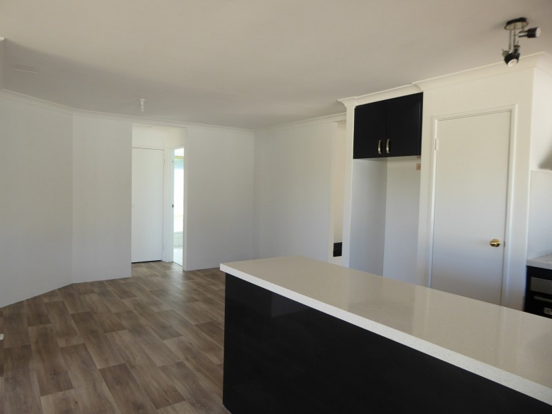 20 McNairn Cross, Leda WA 6170