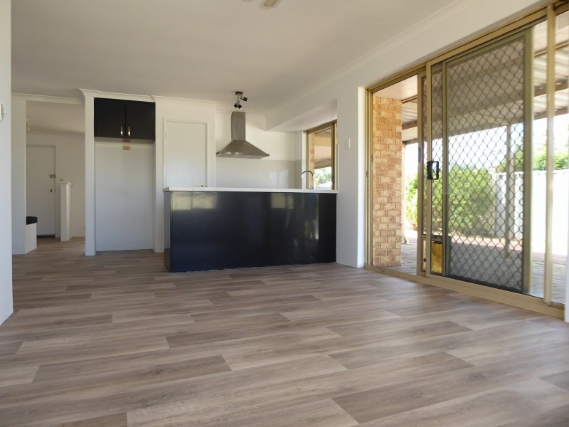 20 McNairn Cross, Leda WA 6170
