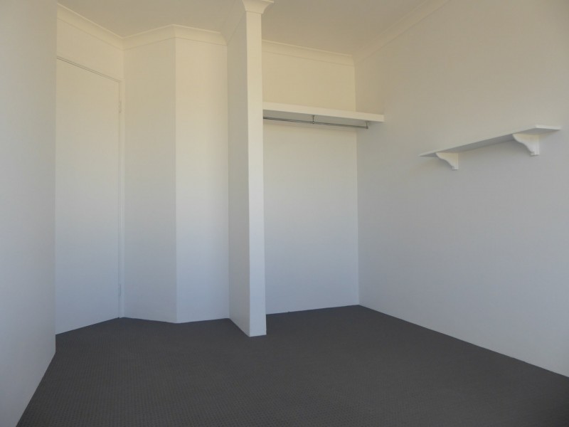 20 McNairn Cross, Leda WA 6170