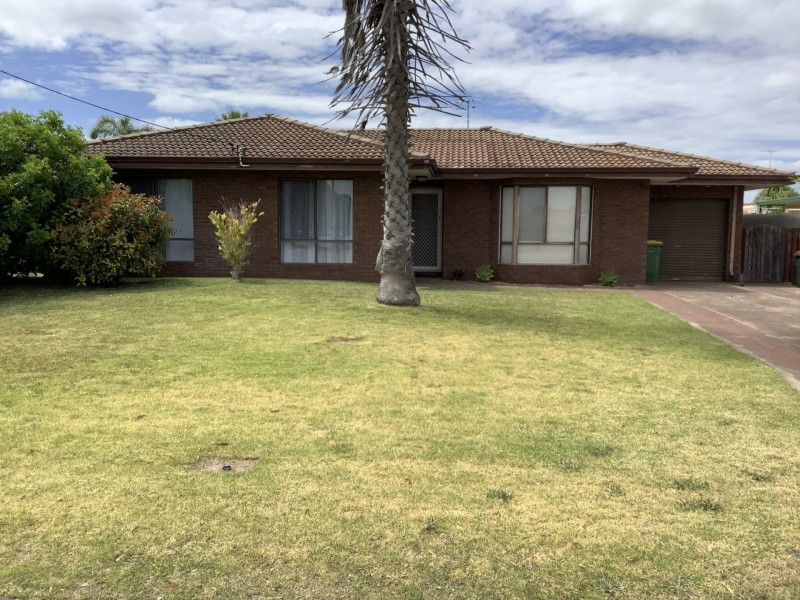 114 Simpson Avenue, Rockingham WA 6168