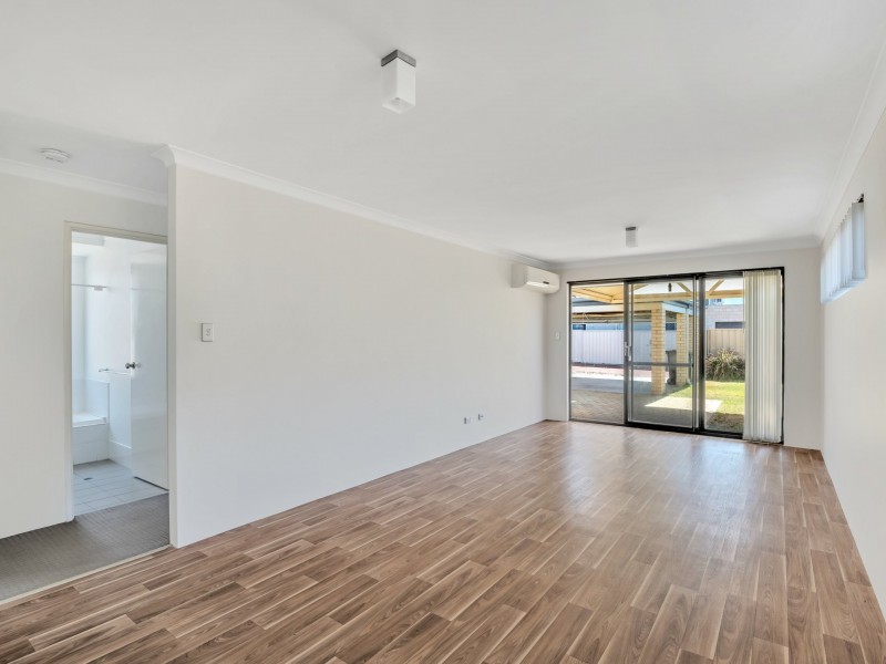 33 Silverline Bend, Bertram WA 6167