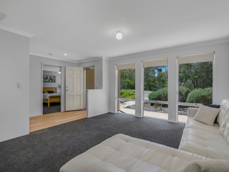 50 Abingdon Crescent, Wellard WA 6170