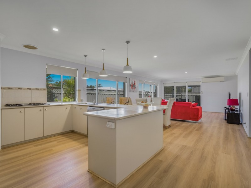 50 Abingdon Crescent, Wellard WA 6170