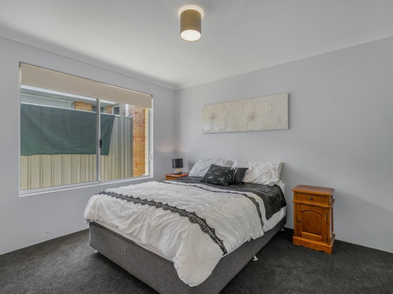 50 Abingdon Crescent, Wellard WA 6170