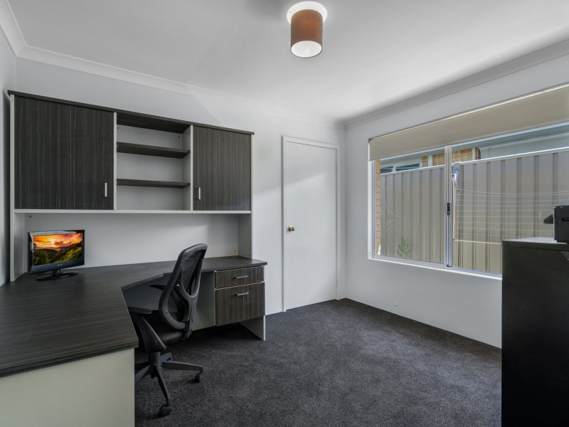 50 Abingdon Crescent, Wellard WA 6170