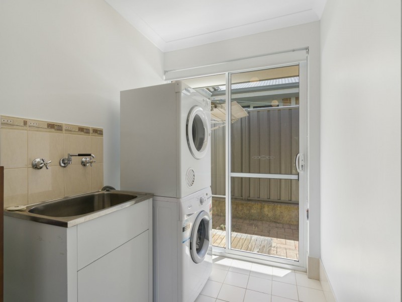 50 Abingdon Crescent, Wellard WA 6170