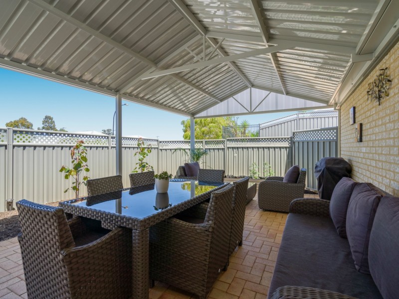 50 Abingdon Crescent, Wellard WA 6170