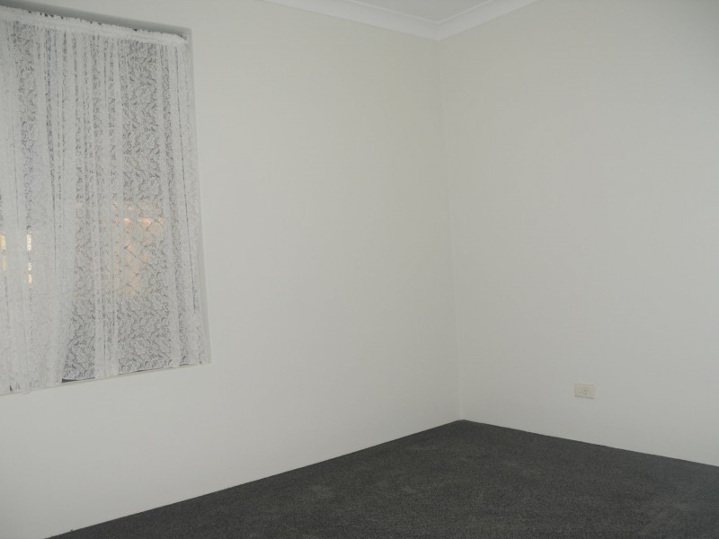 23 Kirkland way, Parmelia WA 6167