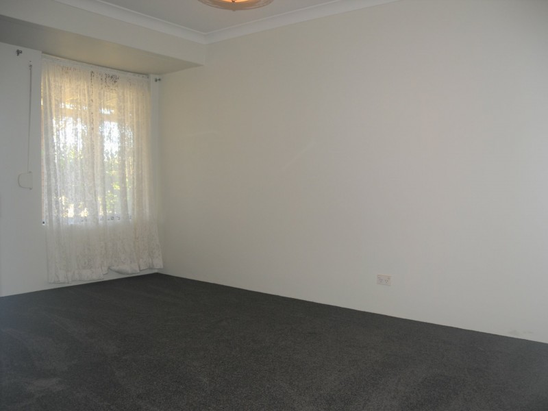 23 Kirkland way, Parmelia WA 6167