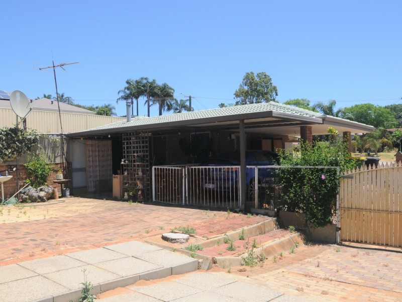 23 Kirkland way, Parmelia WA 6167