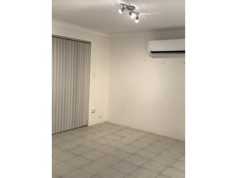 12 Piesse Place, Seville Grove WA 6112