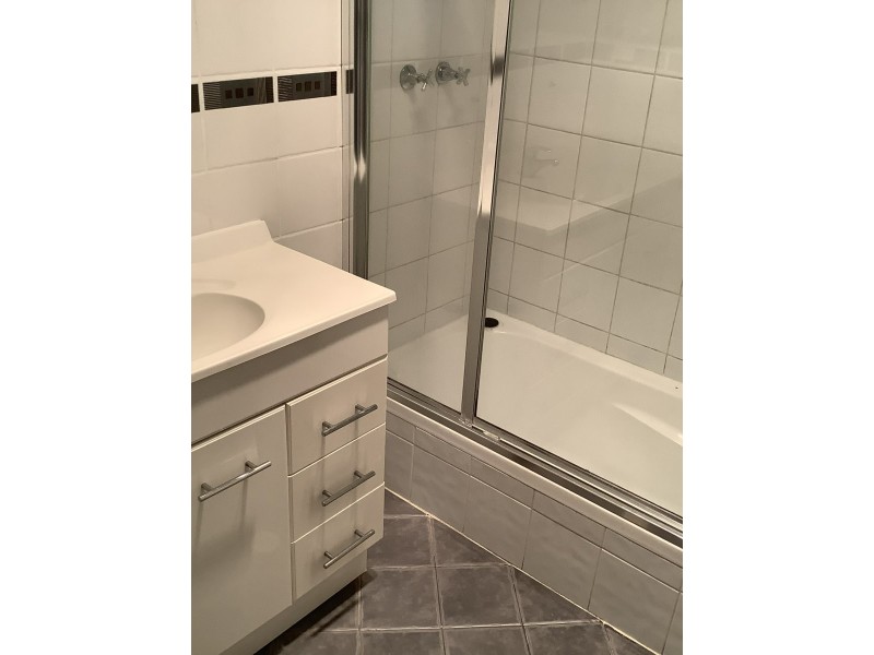 12 Piesse Place, Seville Grove WA 6112