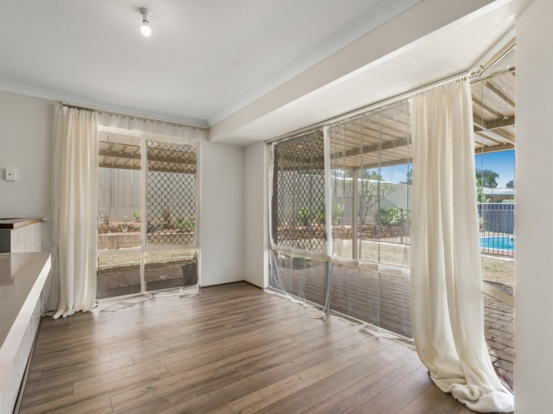 12 Hampshire Gardens, Parmelia WA 6167