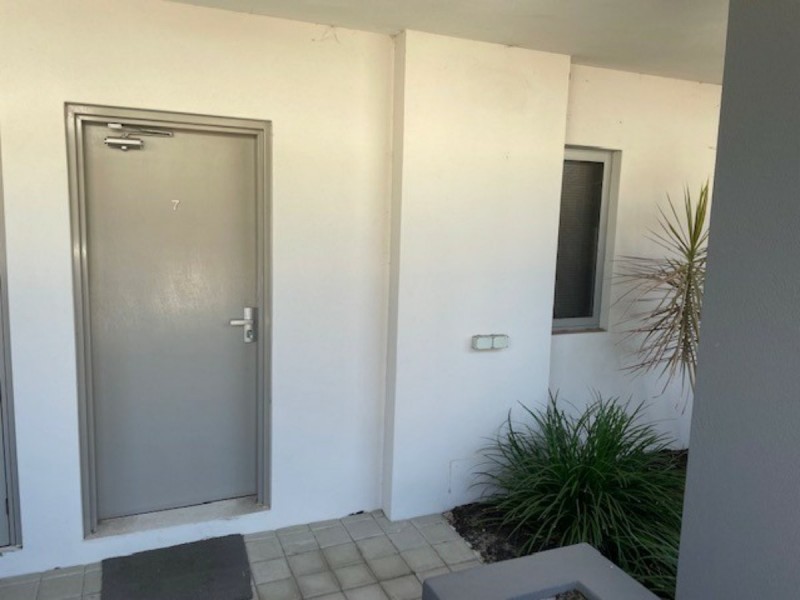 Unit 7/338 Belgravia Street, Cloverdale WA 6105