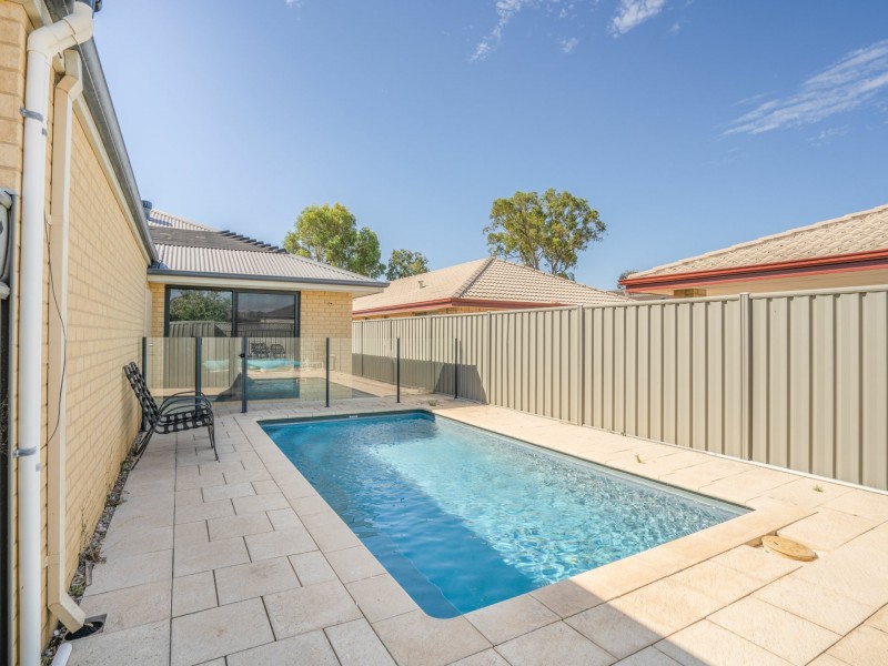 22 Beauchamp Loop, Wellard WA 6170