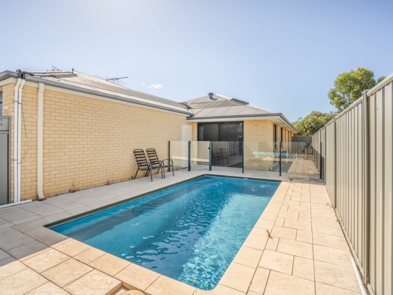 22 Beauchamp Loop, Wellard WA 6170
